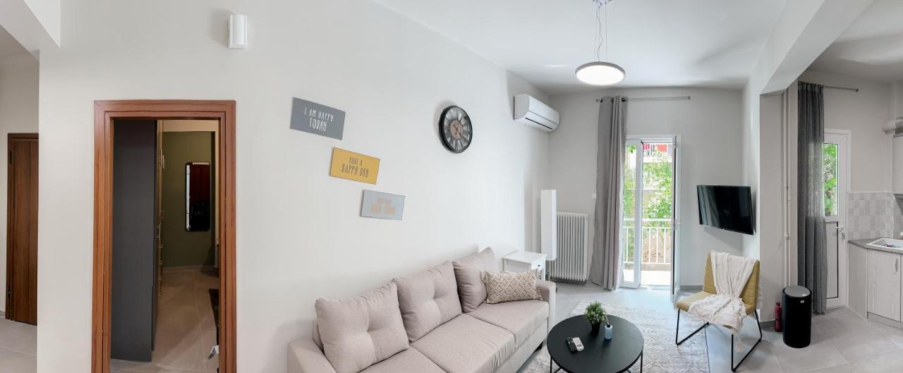 Metro Chic Haven: Modernized Urban Studio Near The Tram Atena Exterior foto