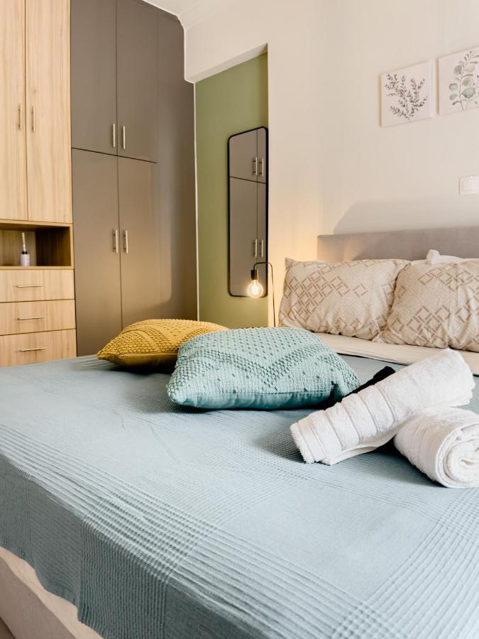 Metro Chic Haven: Modernized Urban Studio Near The Tram Atena Exterior foto