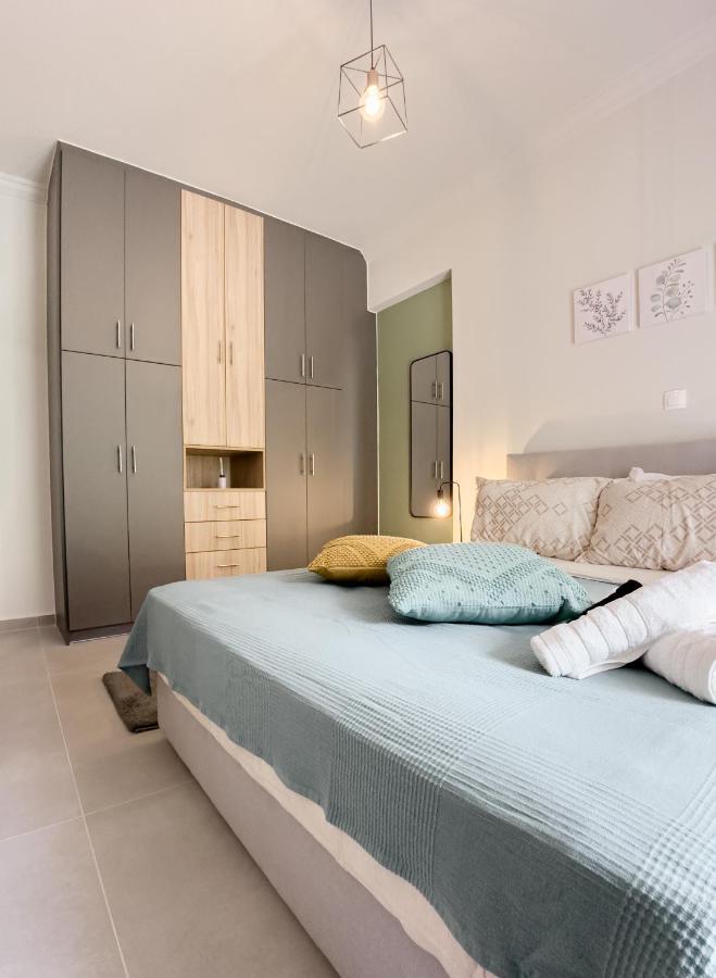 Metro Chic Haven: Modernized Urban Studio Near The Tram Atena Exterior foto